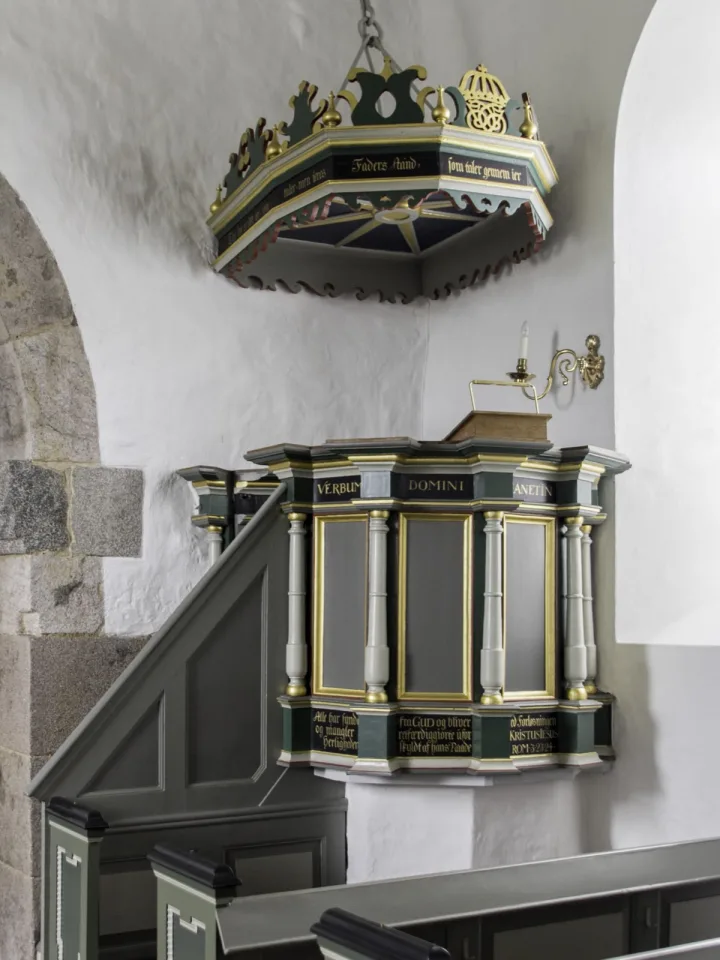 Pulpit at Skrave Kirke, Kobenhoved