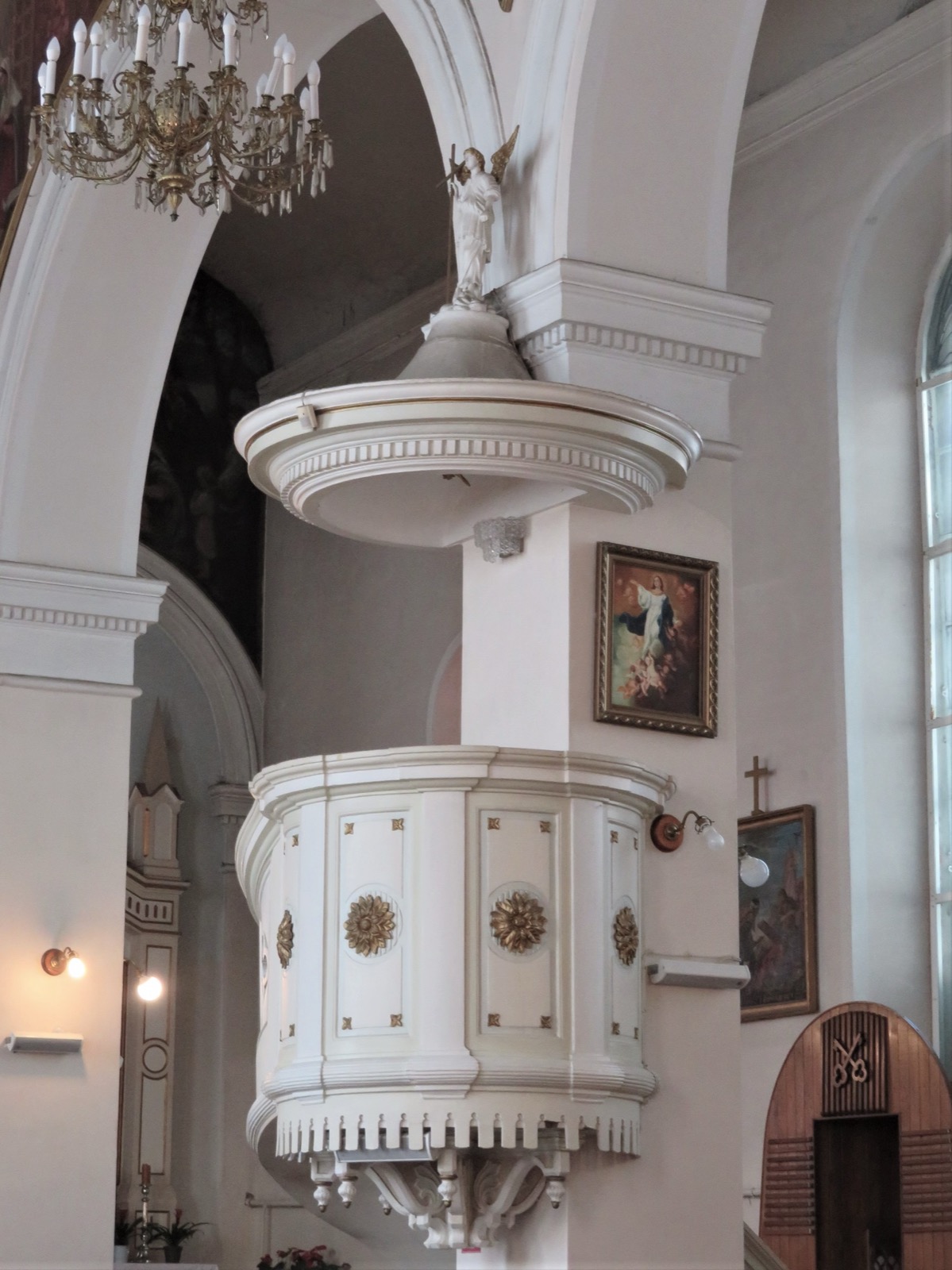 Pulpit at Our Lady of Sorrows, Riga