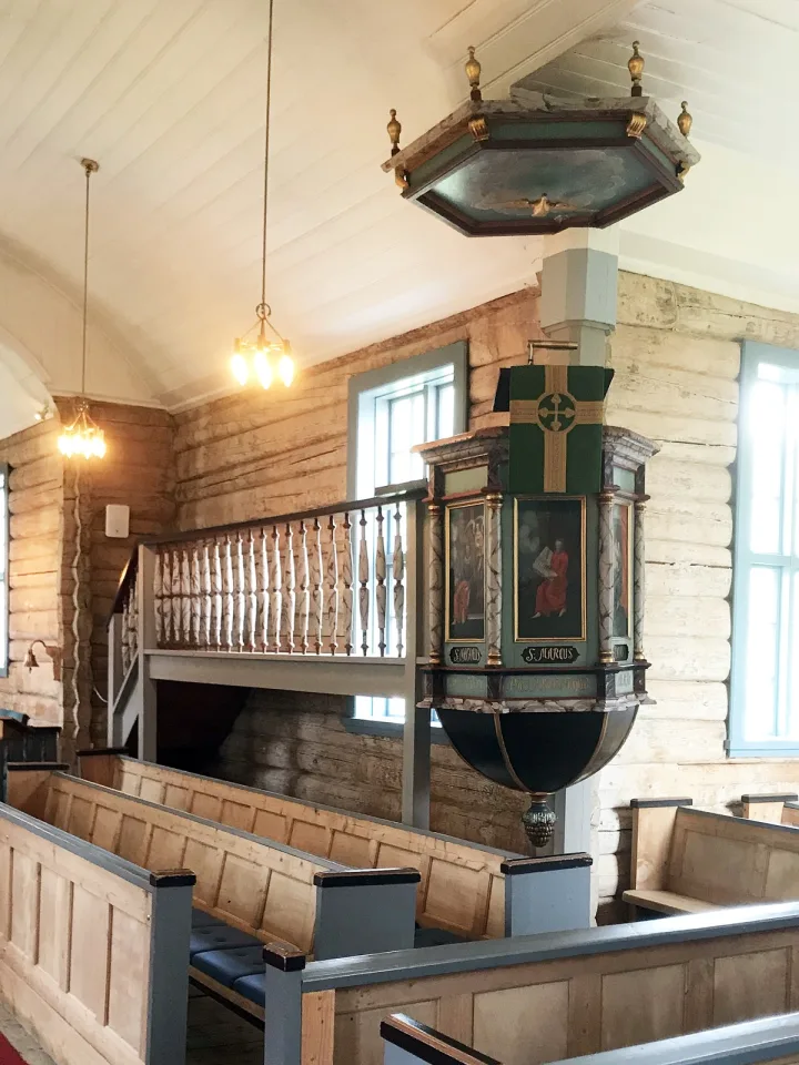 Pulpit at Flakstad Kirke, Ramberg