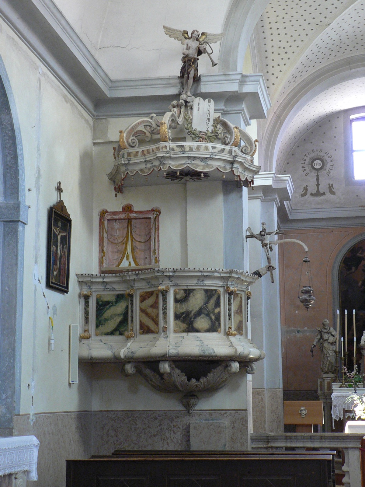 Preekstoel in Sv. Jeronima, Hum