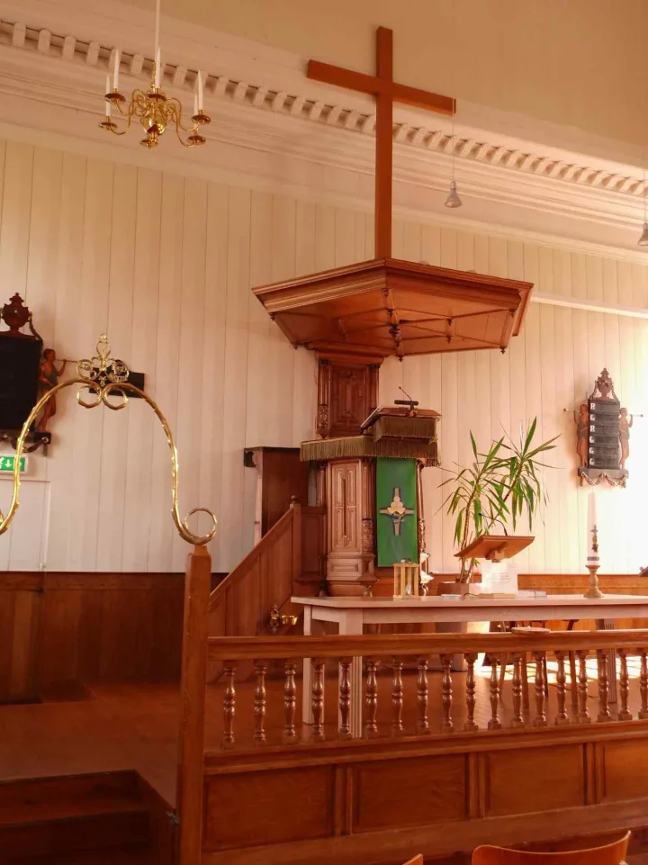 Preekstoel in Hagha kerk, Heeg