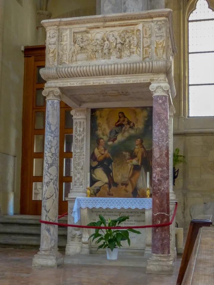 Pulpit at Basilica San Lorenzo Maggiore, Napoli
