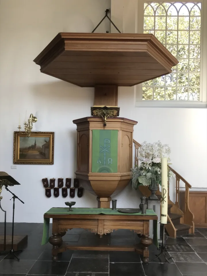 Preekstoel in Dorpskerk, Sassenheim