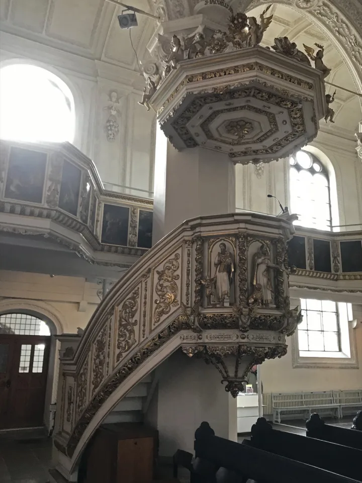 Preekstoel in Stadtkirche St Marien, Celle