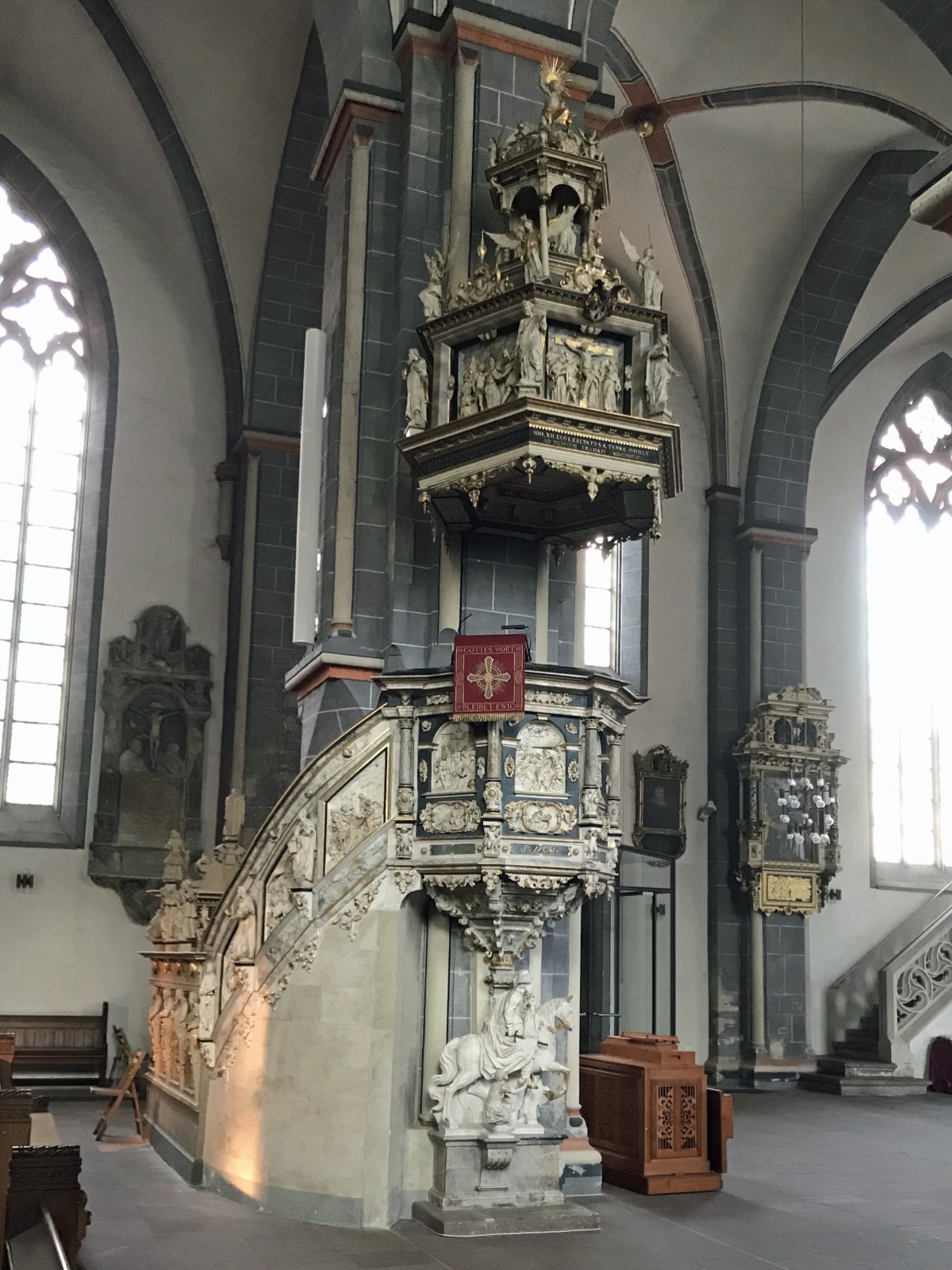 Pulpit at St Martini, Braunschweig