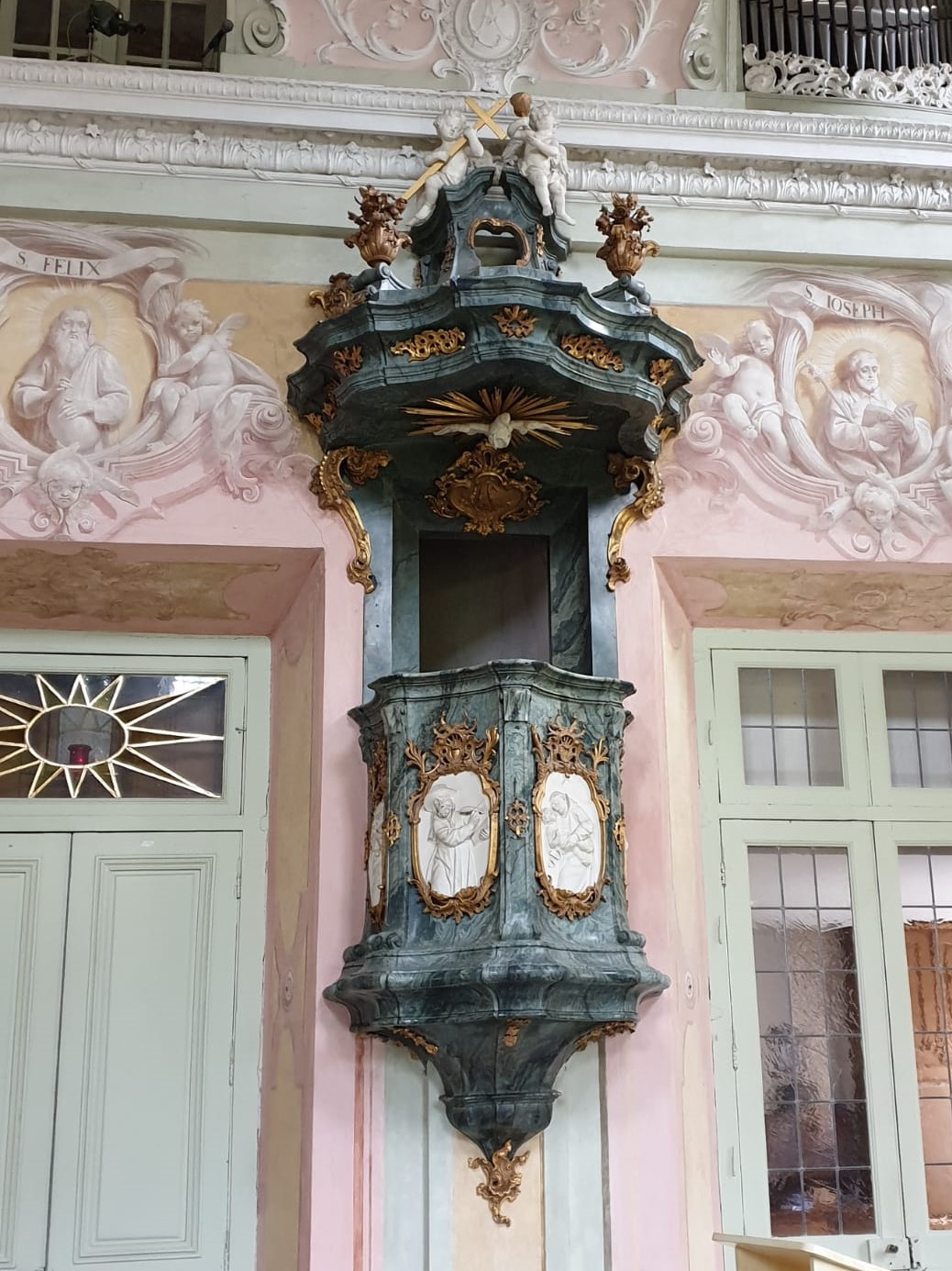 Preekstoel in Schlosskapelle Clemenswerth, Sogel