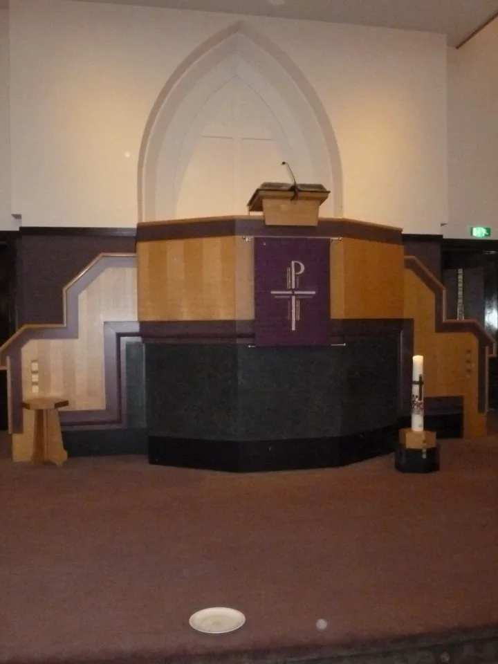 Preekstoel in Gereformeerde Kerk, Voorthuizen