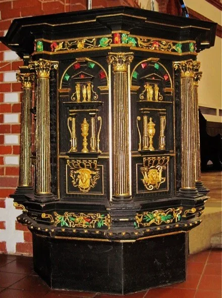 Pulpit at Evangelisch-reformierte Kirchengemeinde, Bremen-Blumenthal