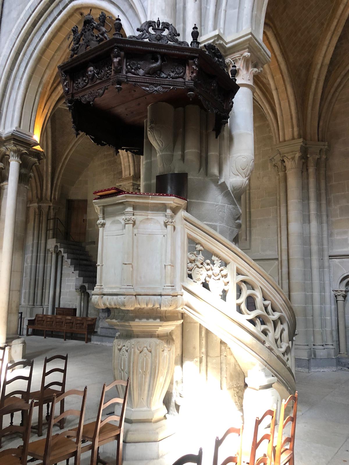 Preekstoel in CathÃ©drale Notre-Dame de Lausanne, Lausanne