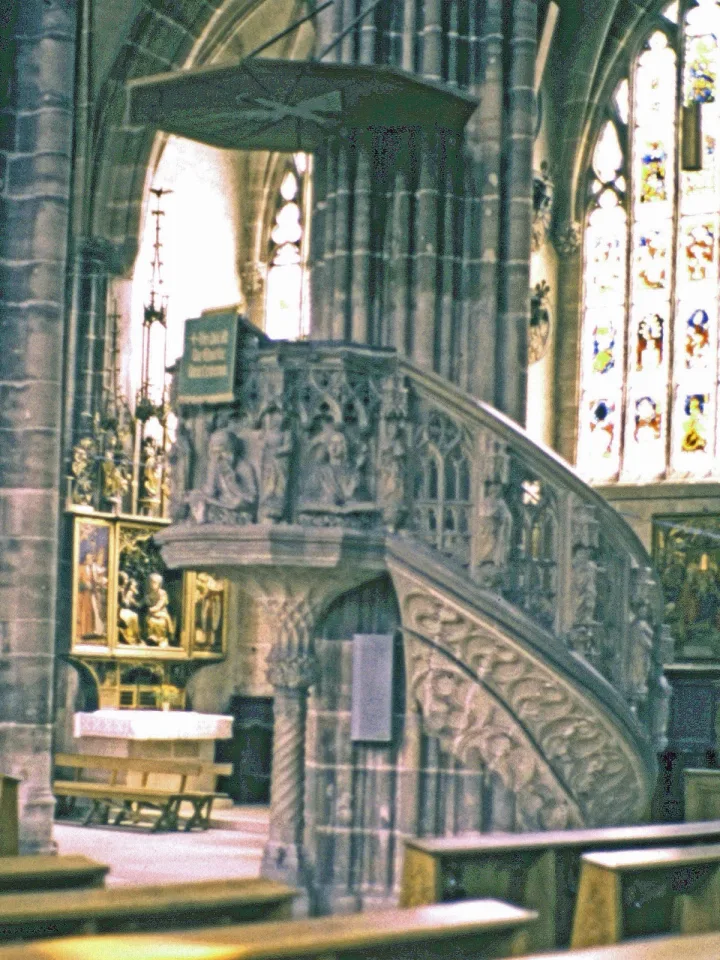 Preekstoel in Sebalduskirche, Nurnberg