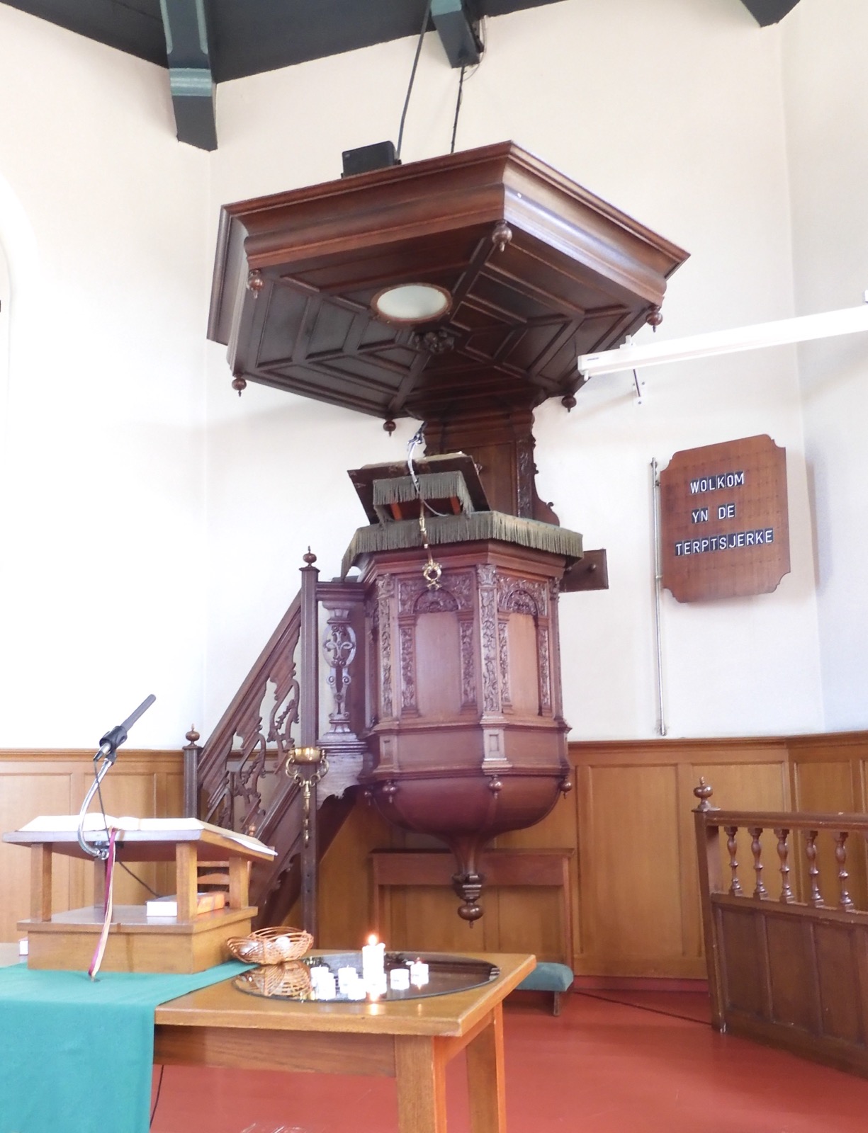 Pulpit at Terptsjerke, Akkrum