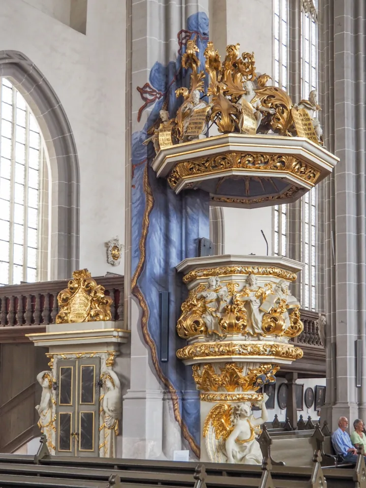 Preekstoel in Pfarrkirche St. Peter und Paul, Gorlitz