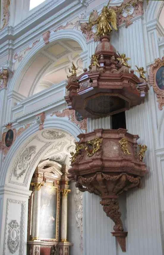 Preekstoel in Jesuitenkirche, Luzern