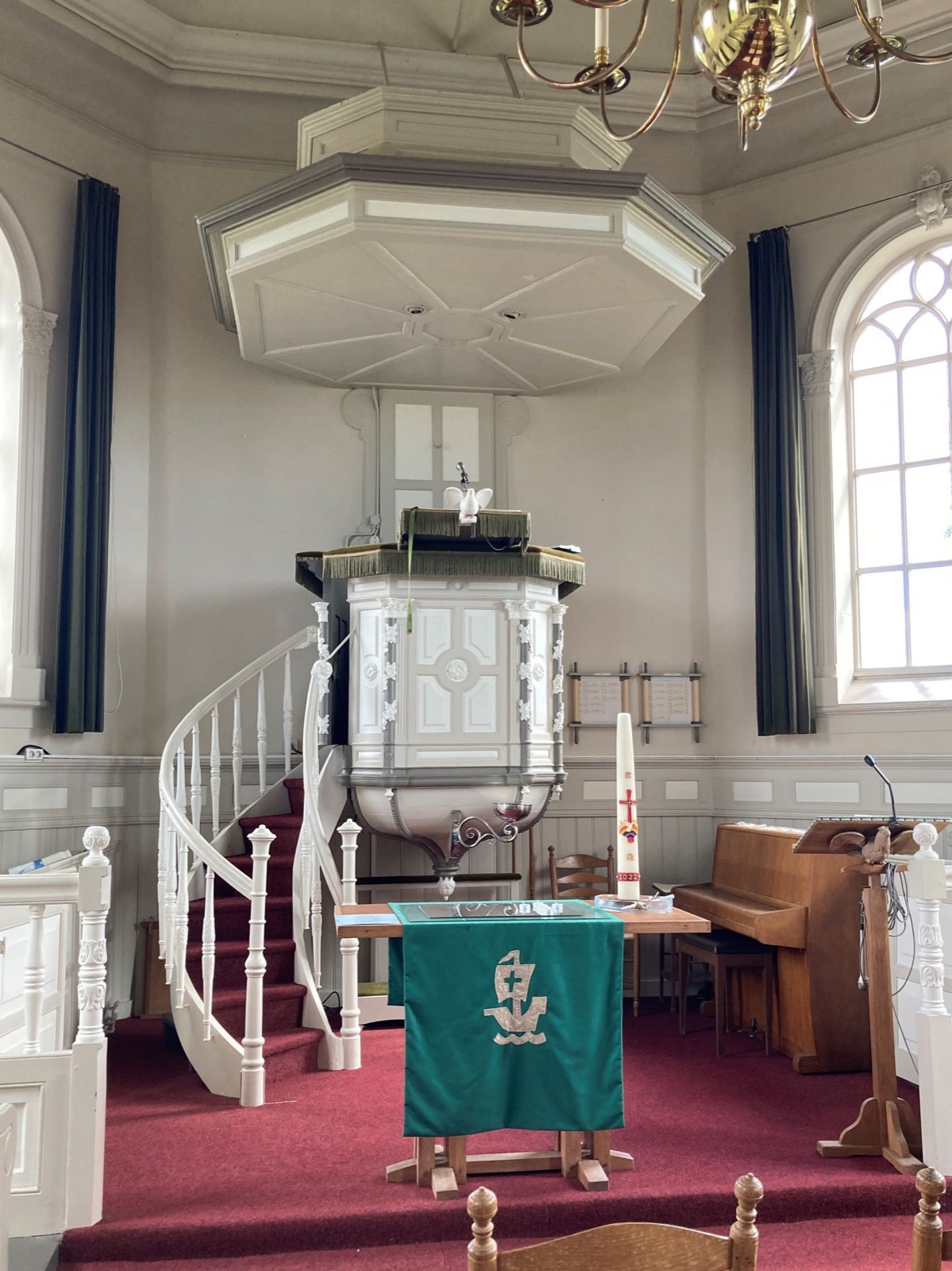Preekstoel in Protestantse kerk, Hitzum
