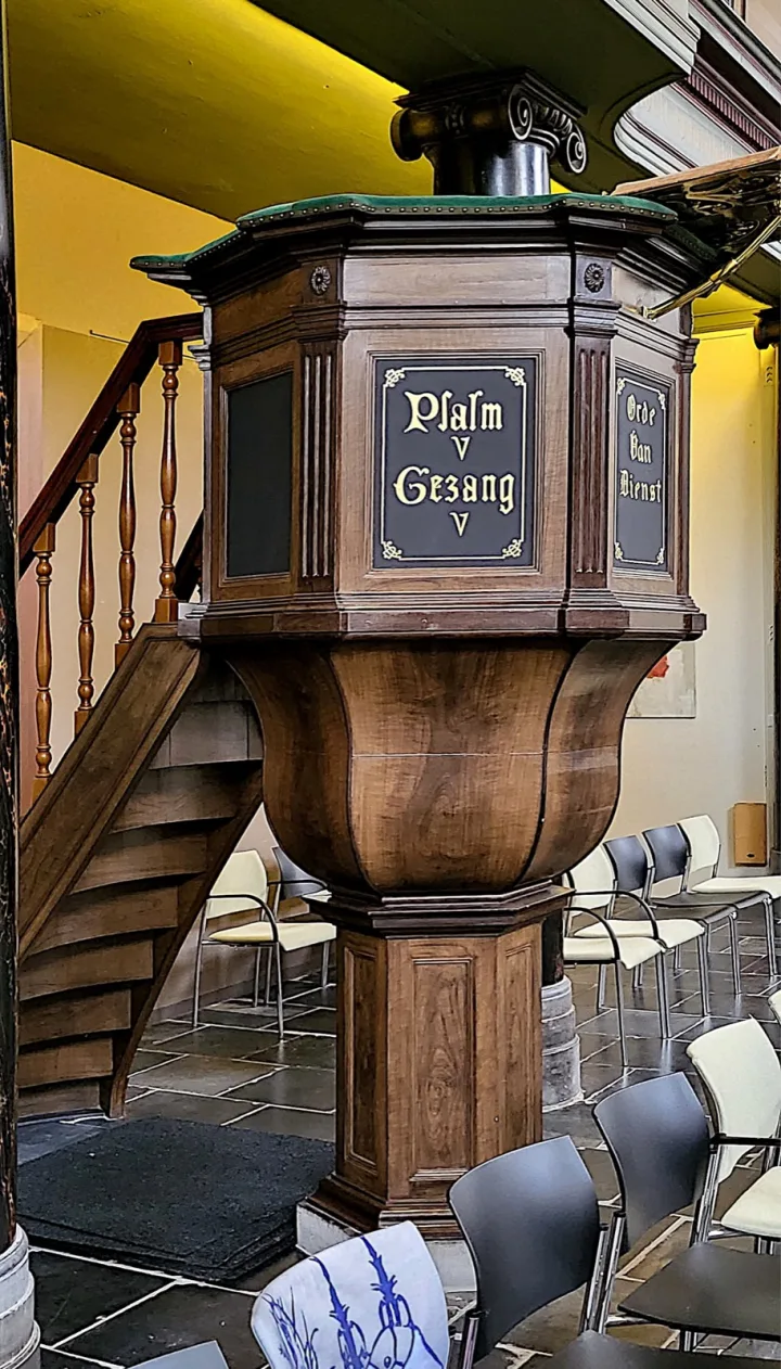 Preekstoel in Grote Kerk (PKN), s-Hertogenbosch