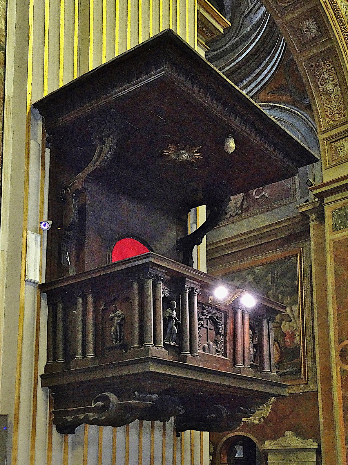 Preekstoel in Basilica Sant'Andrea della Valle, Rome