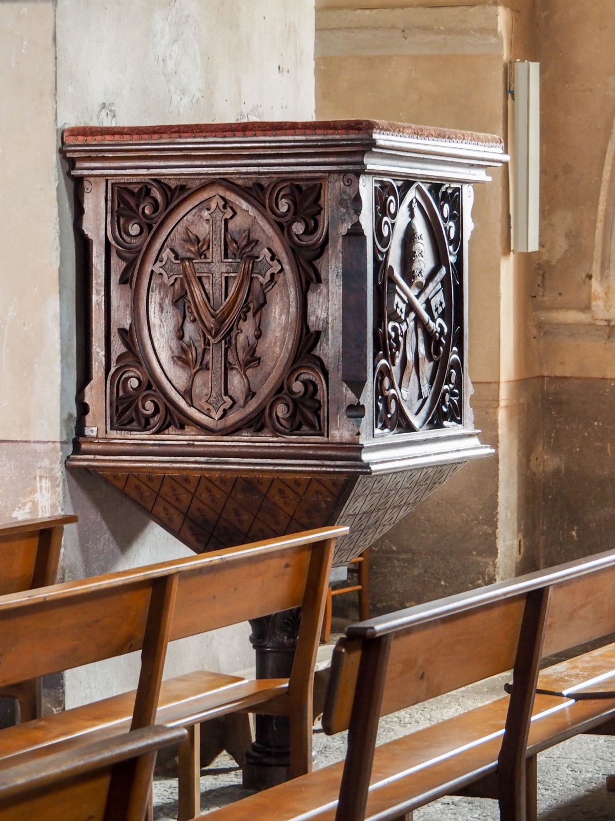 Pulpit at Eglise St Pierre, Ruoms