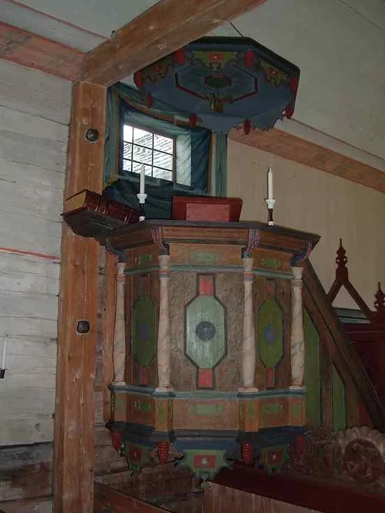 Pulpit at Gammel kyrka , Sarna
