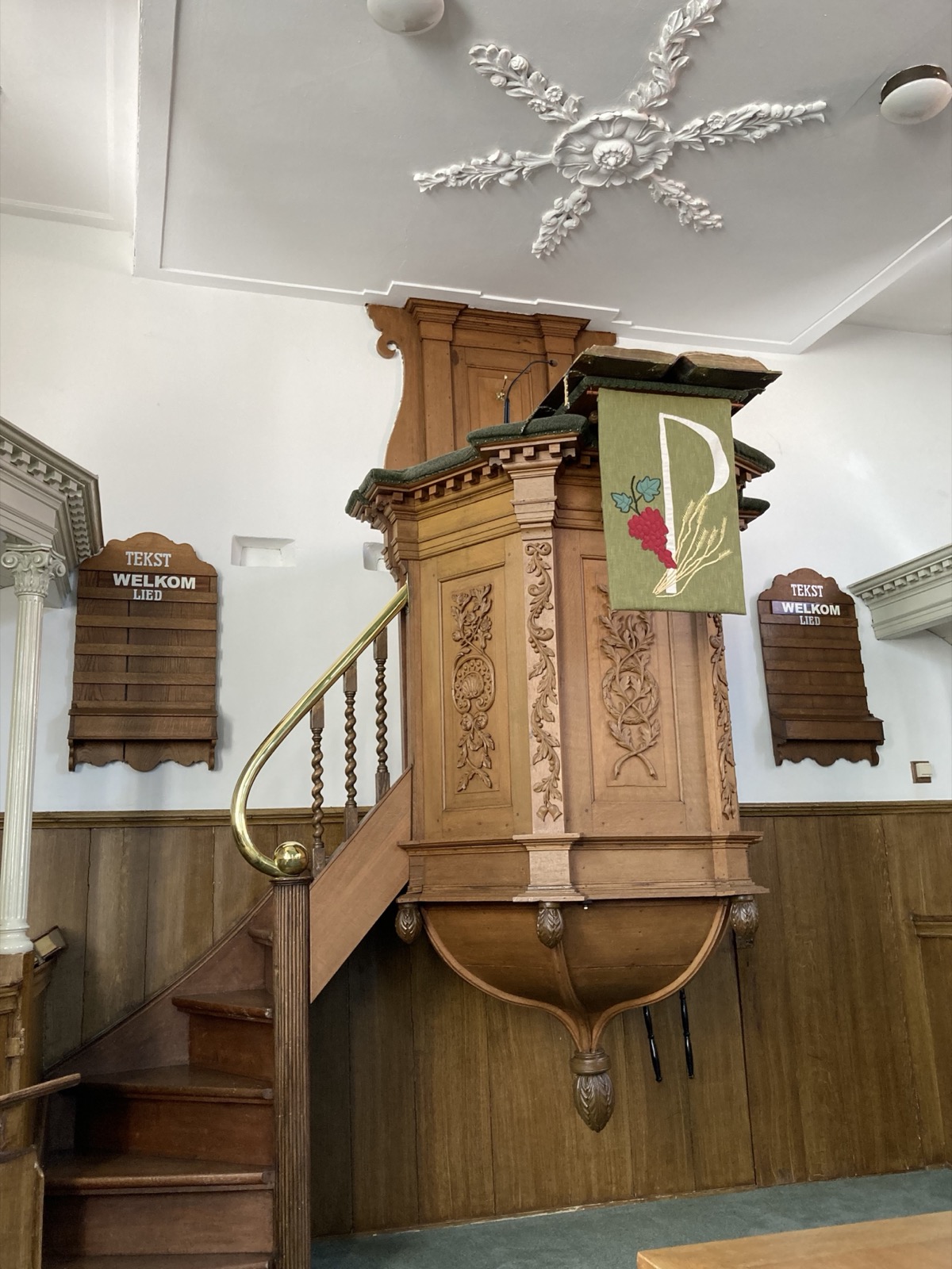Preekstoel in Doopsgezinde vermaning, Joure