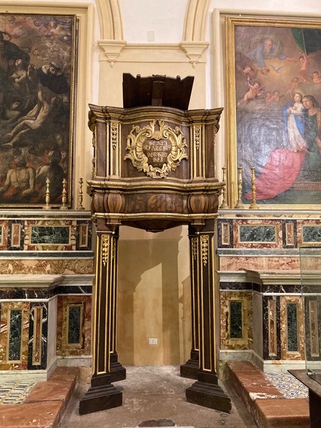 Preekstoel in Chiesa di San Martino, Erice