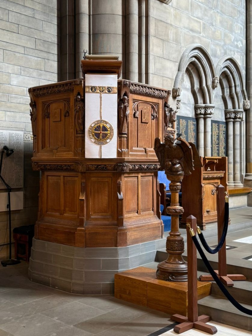 Pulpit at University Chapel, Glasgow