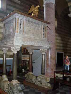 Pulpit at Duomo Santa Maria Assunta di Volterra, Volterra
