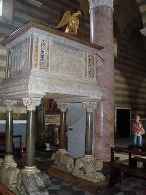 Pulpit at Duomo Santa Maria Assunta di Volterra, Volterra