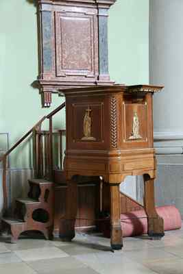 Pulpit at Kathedraal, Vac