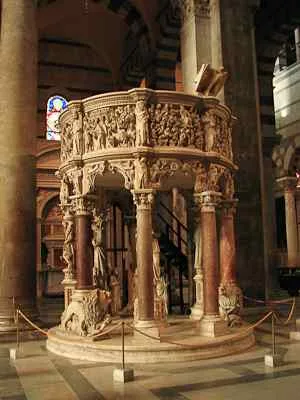 Preekstoel in Duomo di Pisa, Pisa