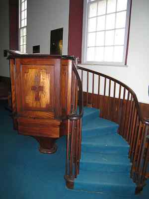 Pulpit at St Luke, Richmond