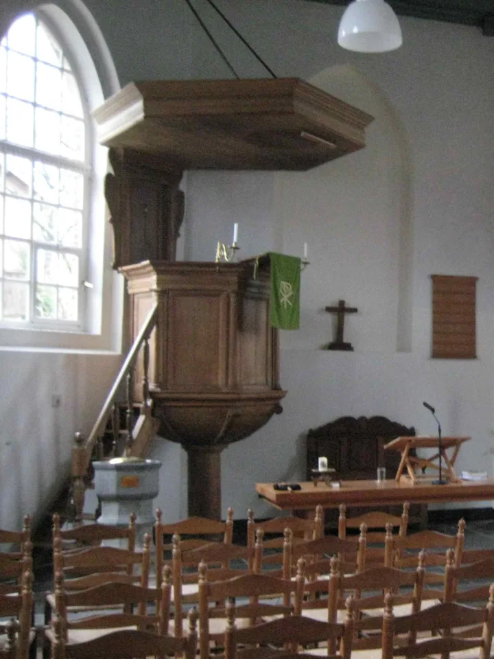 Pulpit at PKN kerk, Engelen