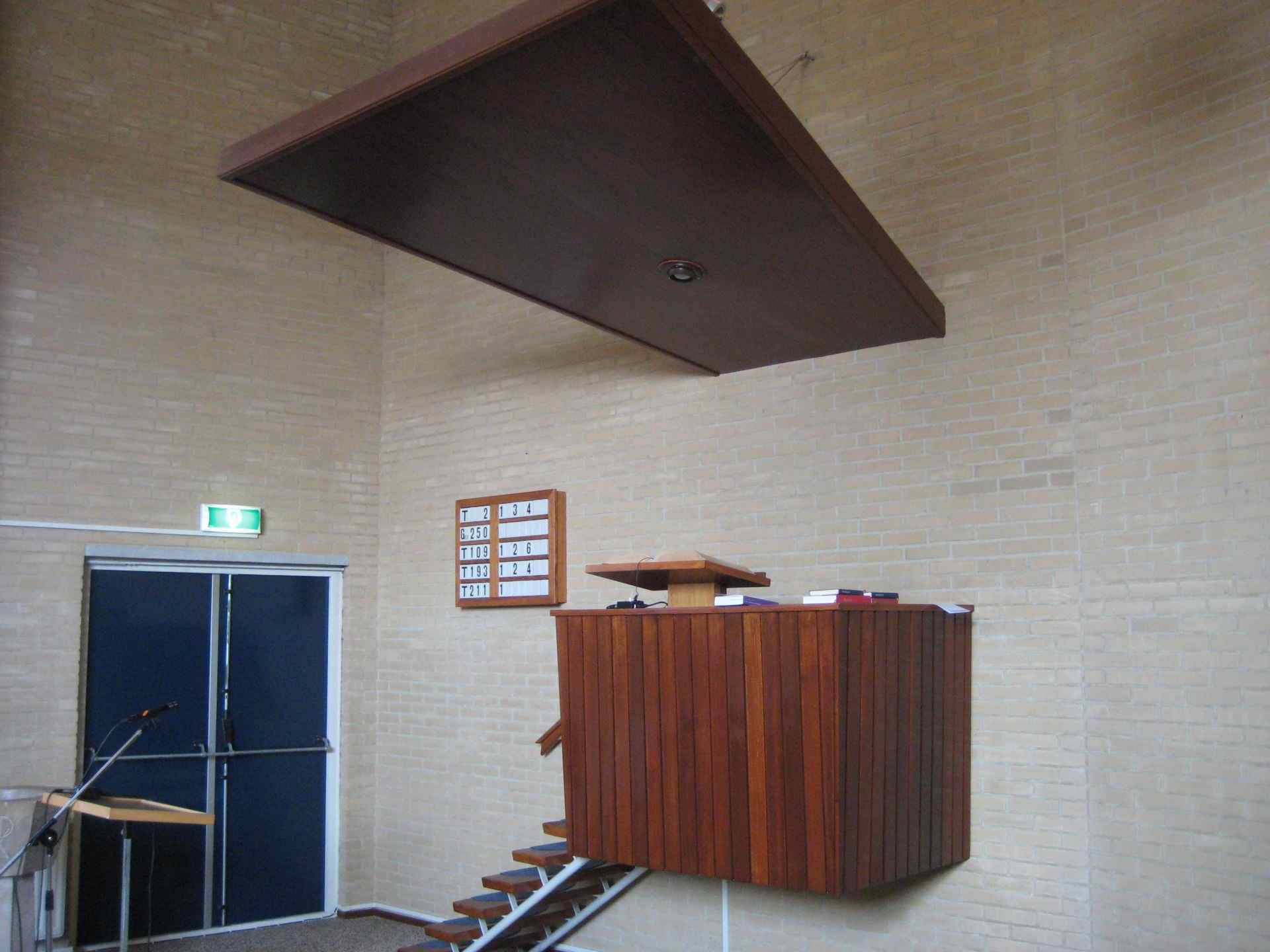 Preekstoel in Doopsgezinde-Remonstrantse Kerk, Meppel