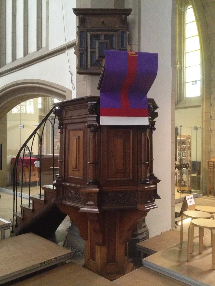 Preekstoel in Salvatorekirche, Duisburg