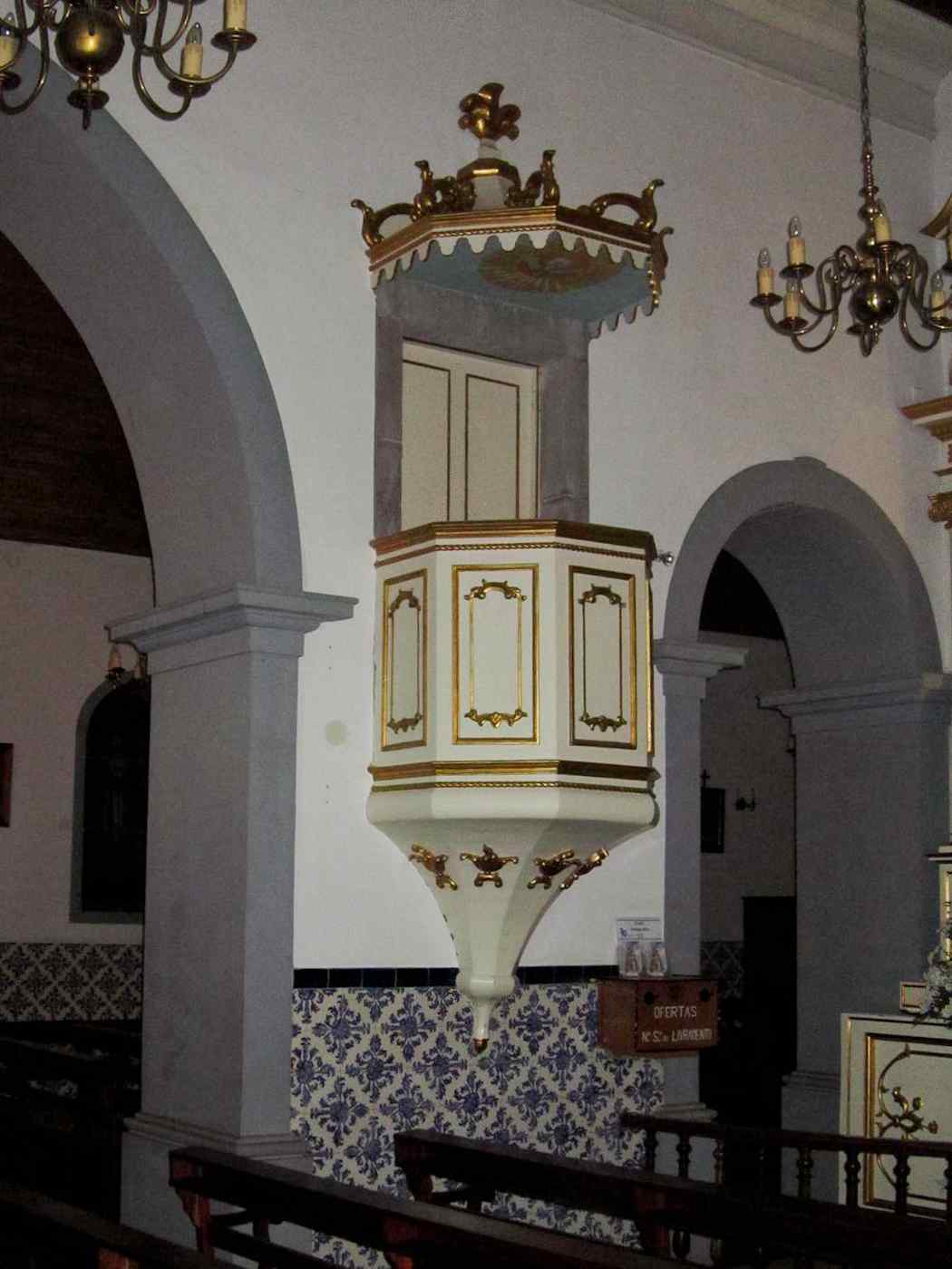 Preekstoel in Igreja de Nossa Senhora do Livramento, Curral das Freiras