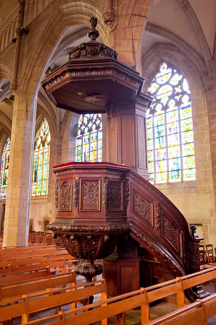 Pulpit at Eglise Saint-Leonard de Fougeres, Fougeres