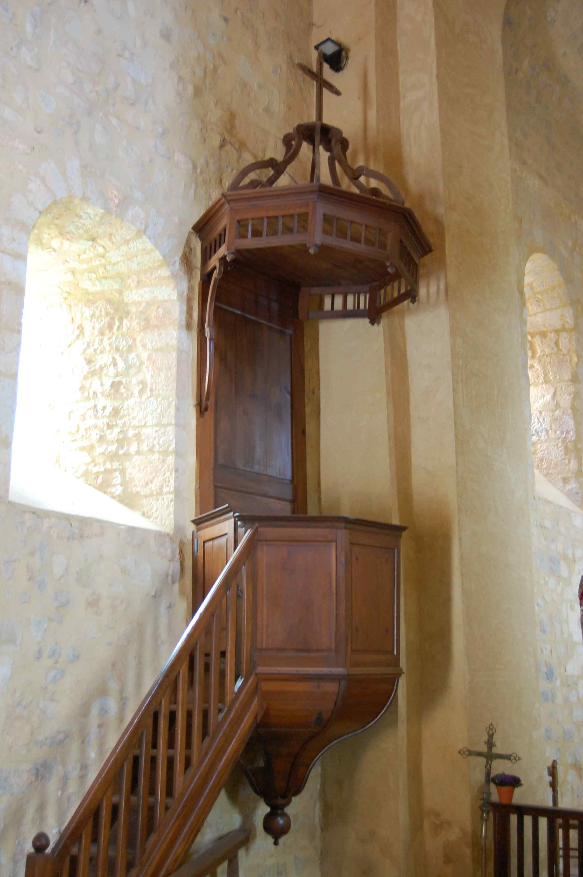 Preekstoel in Florimont, Florimont-Gaumier