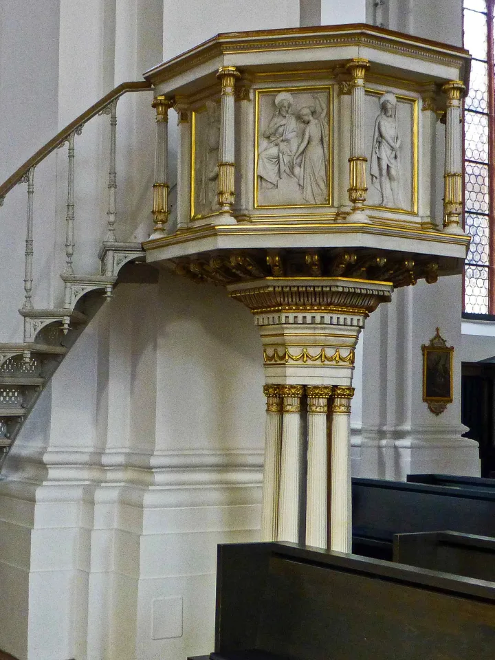 Preekstoel in Jesuitenkirche, Heidelberg