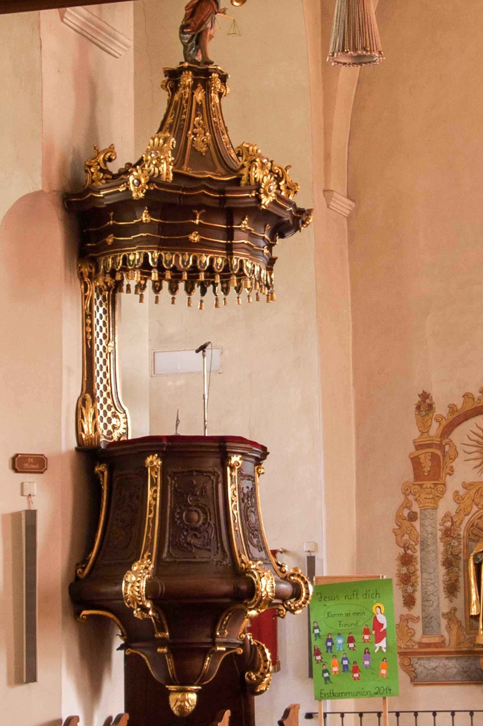Preekstoel in St Stephanus, Leiwen