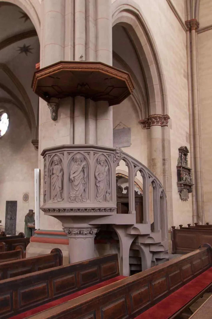 Preekstoel in St Martin und St Severus, Munstermaifeld