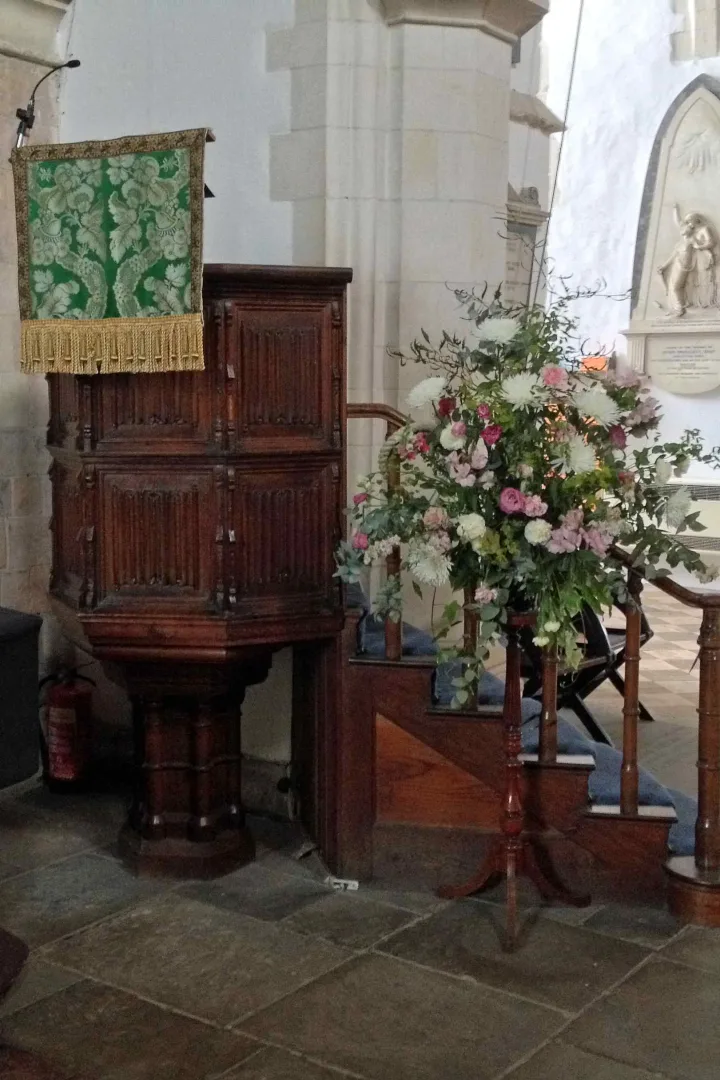 Preekstoel in St Mary the Virgin, Rye (East Sussex)