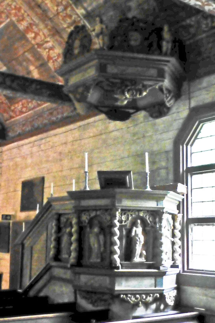 Preekstoel in Seglora Kyrka, Stockholm