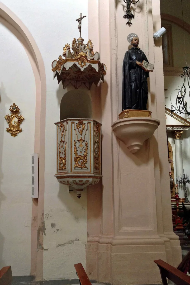 Pulpit at Iglesia de El Salvador, Granada
