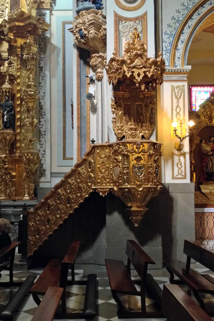 Pulpit at Iglesia de San Anton, Granada