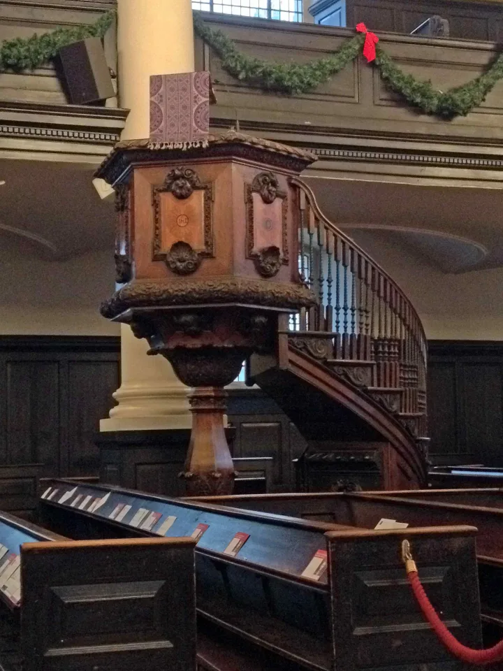 Preekstoel in St Martin-in-the-Fields, London