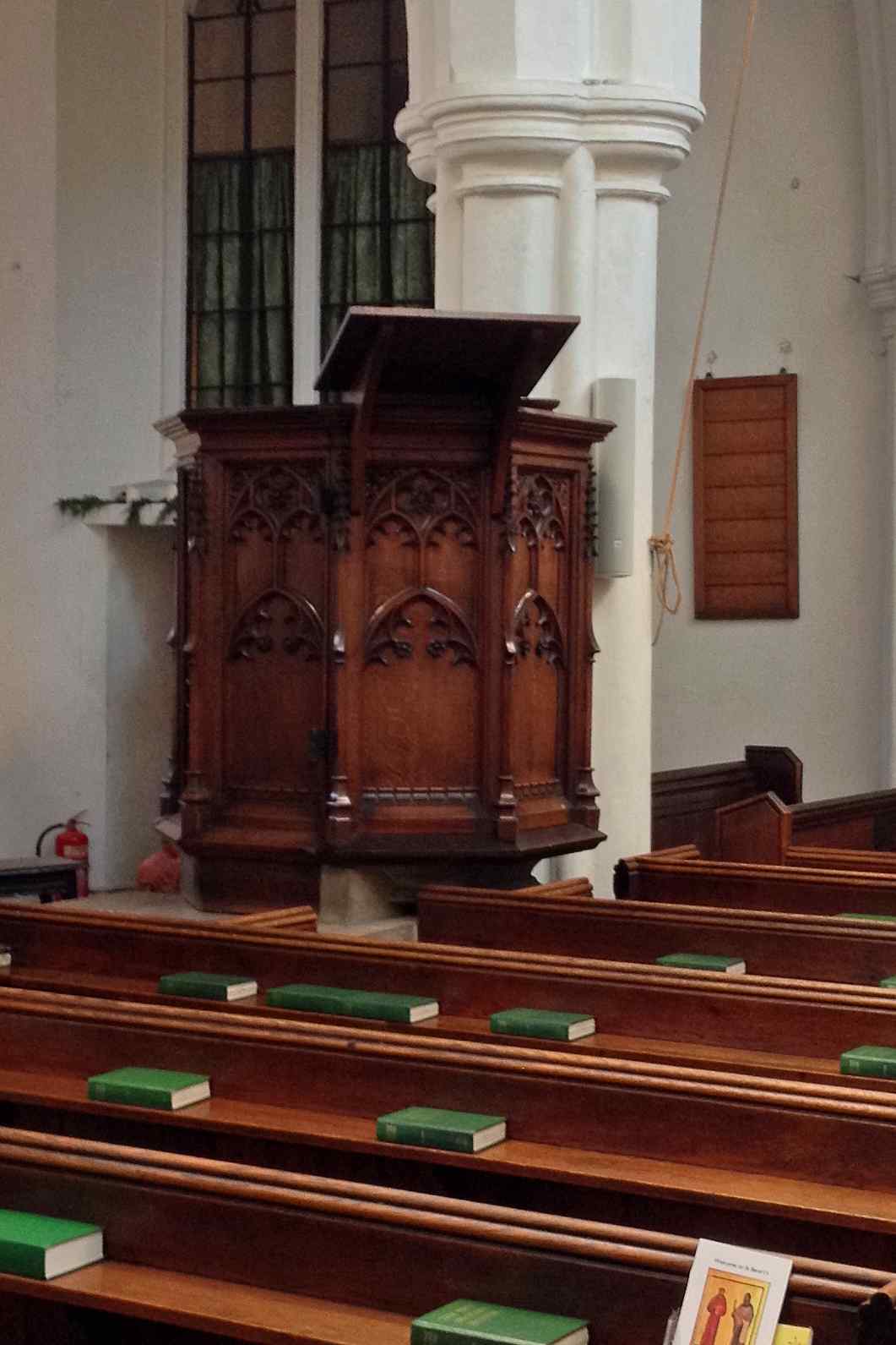 Preekstoel in St Benet, Cambridge