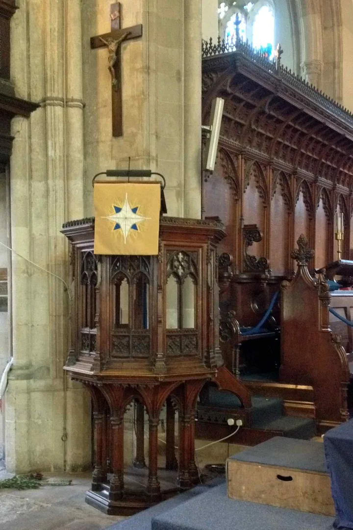Preekstoel in Great St Mary, Cambridge