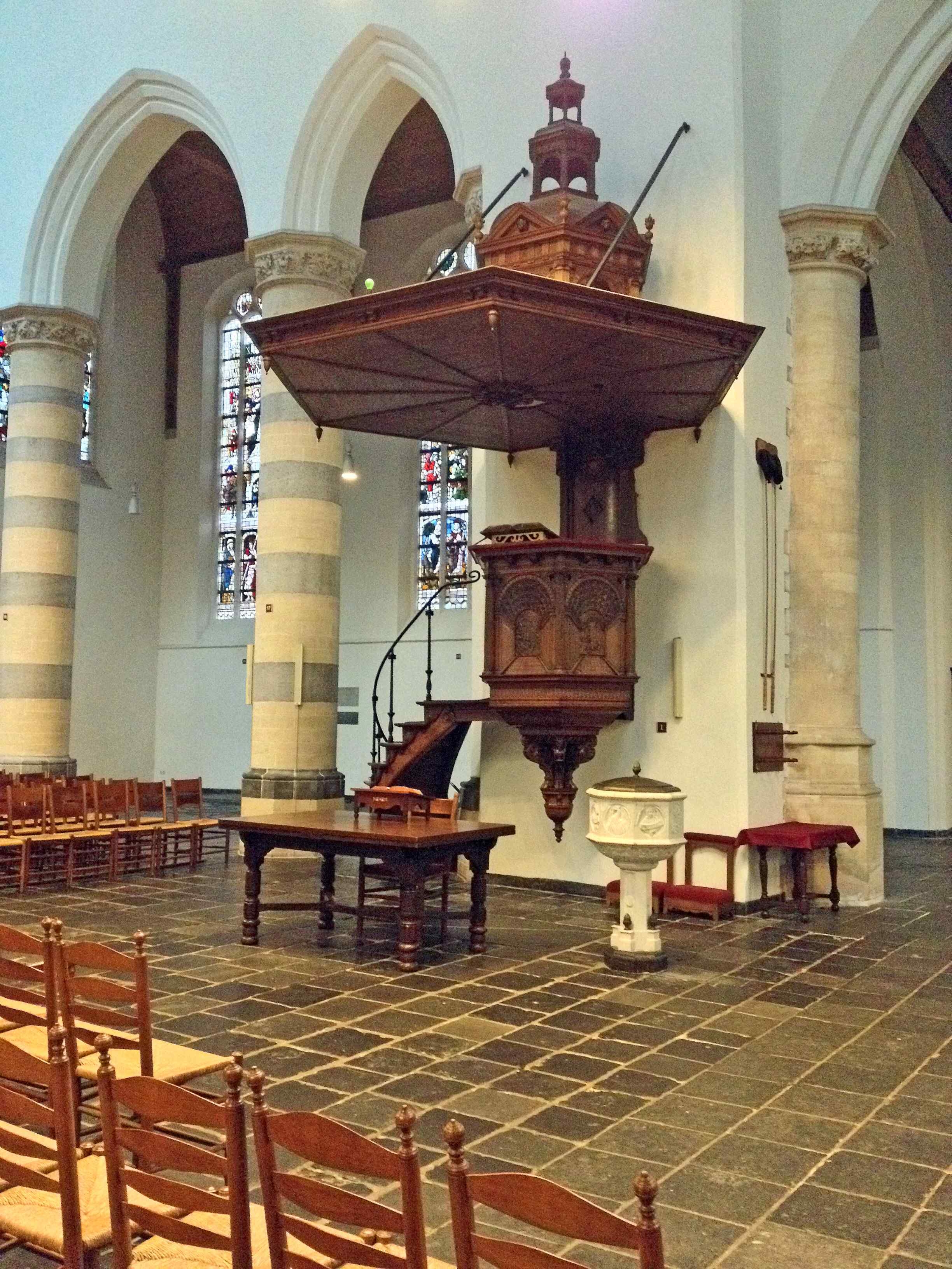 Preekstoel in Oude Kerk, Delft