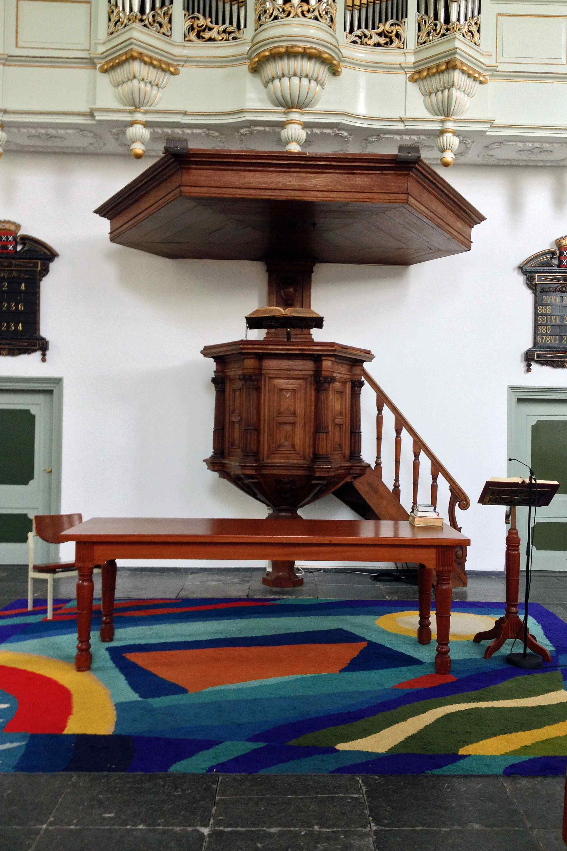 Preekstoel in Amstelkerk, Ouderkerk aan de Amstel