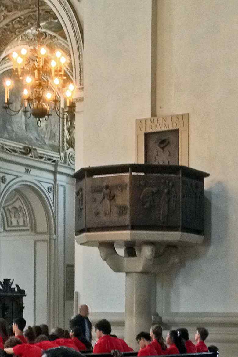 Preekstoel in Dom, Salzburg