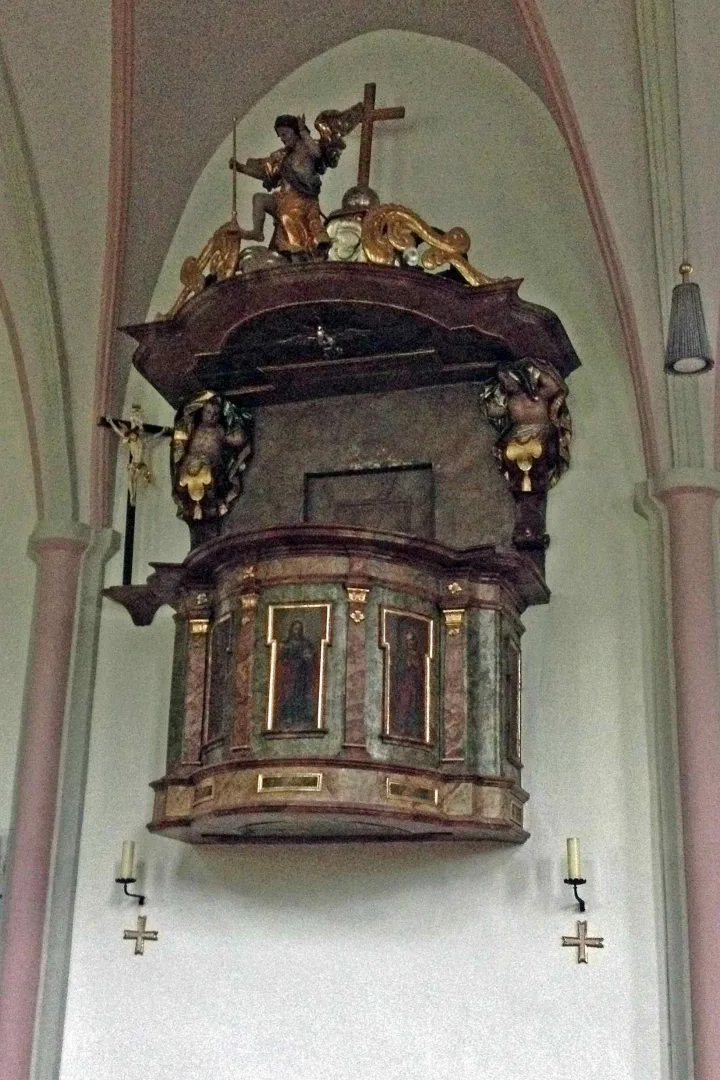 Preekstoel in Pfarrkirche St Sebastian, Ramsau bei Berchtesgaden